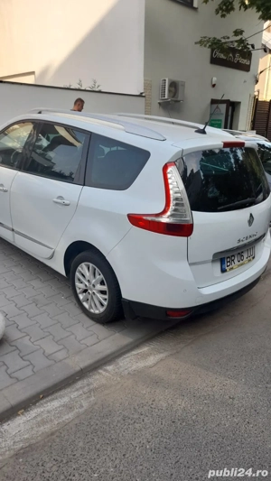 Vând Renault Megane Scenic  - imagine 3