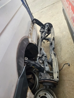 Punte spate Mercedes GLA X 156 - imagine 4