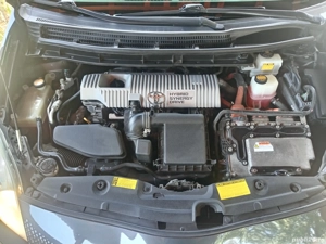 Toyota prius 3 hibrid 