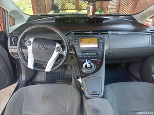 Toyota prius 3 hibrid  - imagine 5
