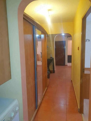 Mioveni, Ofer spre inchiriere Apartament 3 camere mobilat . - imagine 2 Mioveni, Ofer spre inchiriere Apartament 3 camere mobilat . - imagine 2