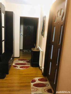 Vand apartament cu 2 camere