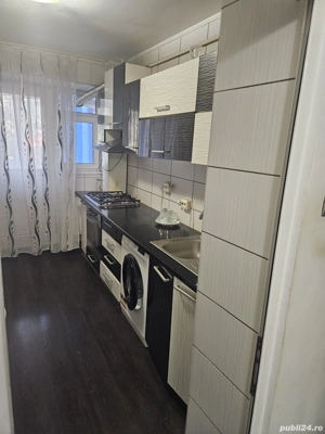 Ap.  2 cam. dec. etaj 2, Micro 18 - imagine 9