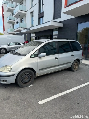 Ford galaxy  - imagine 4