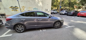 Hyundai Elantra Exclusiv - imagine 9