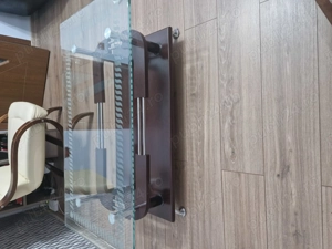 Măsuță living cu blat sticlă