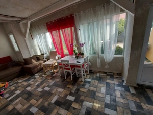 Vind sau schimb  cu apartament+dif  - imagine 2