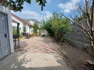 Vind sau schimb  cu apartament+dif