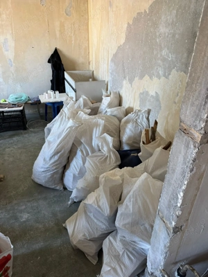 Debarasari apartamente curti