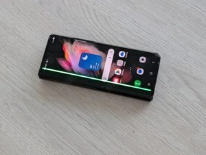Samsung Fold3 display spart sau cumpar telefon demo - imagine 5