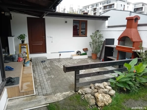 închiriez camera la curte  - imagine 2