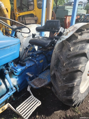 vand tractor ford 3000 de 50 cp recent adus - imagine 4 vand tractor ford 3000 de 50 cp recent adus - imagine 4