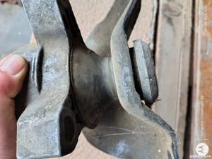 tampon motor dreapta Ford focus mk1 1  - imagine 2