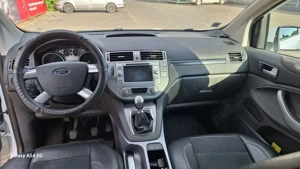 Autoturism Ford Kuga