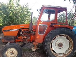 Vând tractor