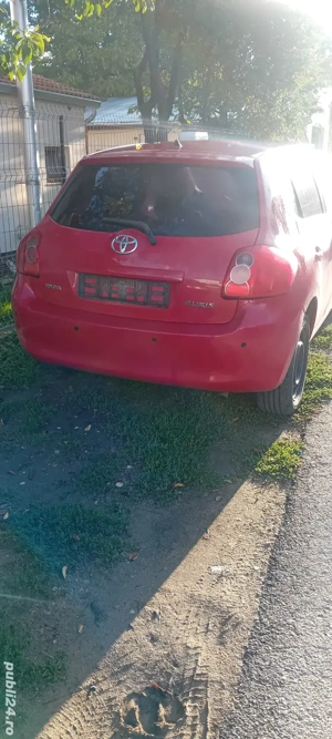 Dezmembrez toyota auris an 2007 motor 1.6 benzina  - imagine 2