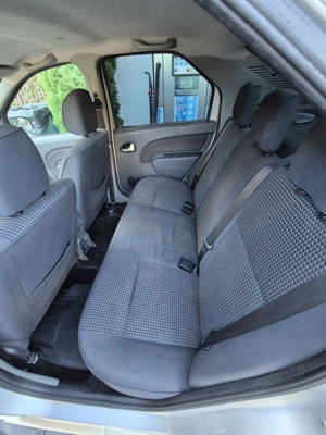 Vând Logan Prestige1,6-16V - imagine 4