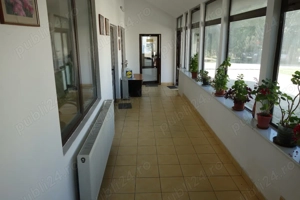 Cladire administrativa   Zona Vladesti   Acces la Dn64  - imagine 8