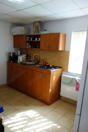 Cladire administrativa   Zona Vladesti   Acces la Dn64  - imagine 7