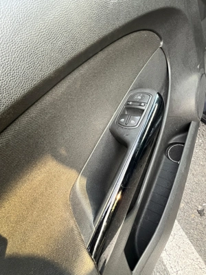 Opel Corsa 1.2 Diesel - 90cp - cutie 6 viteze - imagine 10