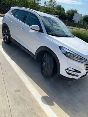 Hyundai Tucson, 1.7, 141 Cp, Cutie Autumata - imagine 5 Hyundai Tucson, 1.7, 141 Cp, Cutie Autumata - imagine 5