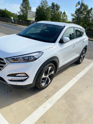 Hyundai Tucson, 1.7, 141 Cp, Cutie Autumata - imagine 4 Hyundai Tucson, 1.7, 141 Cp, Cutie Autumata - imagine 4