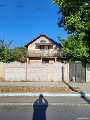 Casă de vânzare com.Valea Stanciului sat Horezu Poenari.. preț 50 000EURO_Negociabil