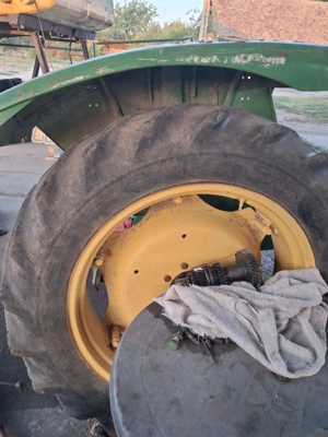 Vând tractor John deere 920s - imagine 2