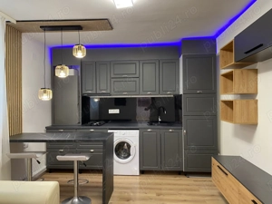 Inchiriez apartament cu doua camere  in zona centrala la un minut de zona pietonala