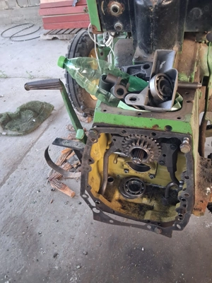 Vând tractor John deere 920s - imagine 6