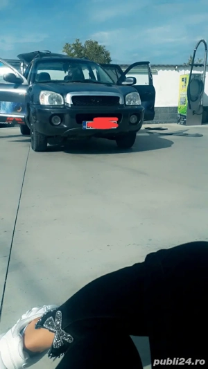 vand  hyundai Santafe 1