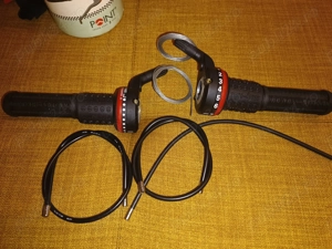 Manete Schimbator bicicleta 7 viteze NOS( New old stock ) - imagine 2