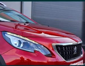 Peugeot Model 2008, din anul 2018 - imagine 4