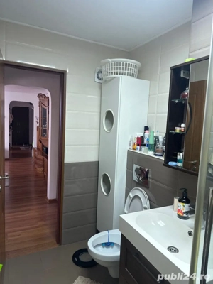 vând apartament cu 3 camere  - imagine 2