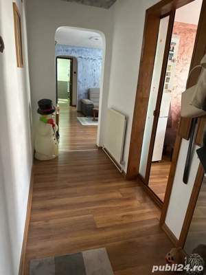 vând apartament cu 3 camere  - imagine 3