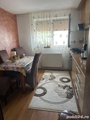 vând apartament cu 3 camere  - imagine 8