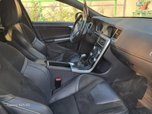 Volvo V60 2018  - imagine 9 Volvo V60 2018  - imagine 9