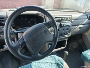 Volkswagen TransVan 2.5 TDI 102 cp 5 locuri an 2002 - imagine 5