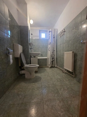 Apartament 3 camere Piatra Neamț 75.000 Euro   - imagine 3