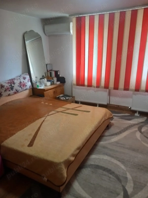 Casa de vânzare Pischia - imagine 2 Casa de vânzare Pischia - imagine 2