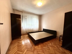Apartament 3 camere, etaj intermediar - zona Take Ionescu 