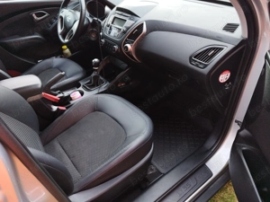 Vând Hyundai ix35 Benzină - imagine 10