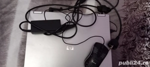 vand laptop hp vechi pentru piese