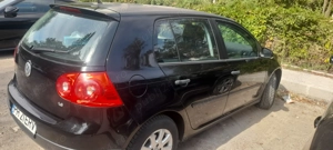 Vând Golf 1.6 benzină