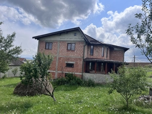 Vând casă construcție nouă