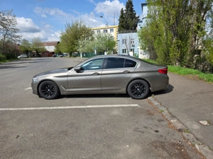 BMW Seria 5 520d - imagine 7