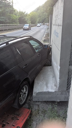 Vând BMW e46 ,1.8 benzină  an 2003, avariată  - imagine 6