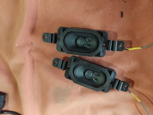 set 2 difuzoare eab31483101 16ohm 5w de pe tv LG 20ls1r