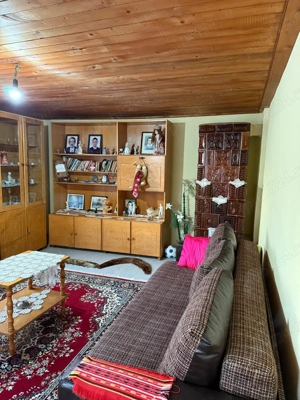 Casa comuna Dragoesti, judetul Valcea - imagine 5