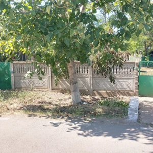 Vând casă bătrânească , pentru demolat - imagine 5